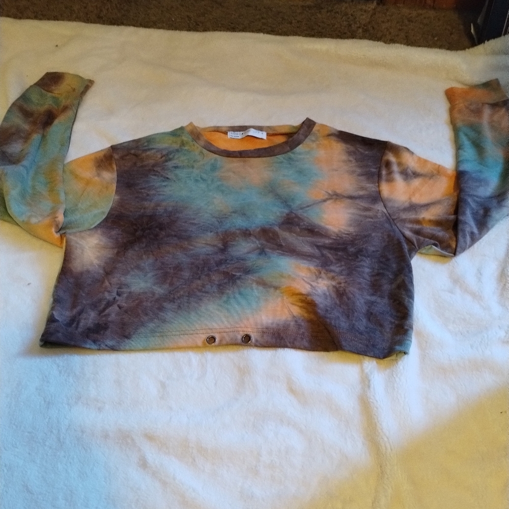 Roma Concept. Size large. Brown, Orange, Green, tan tye dye.